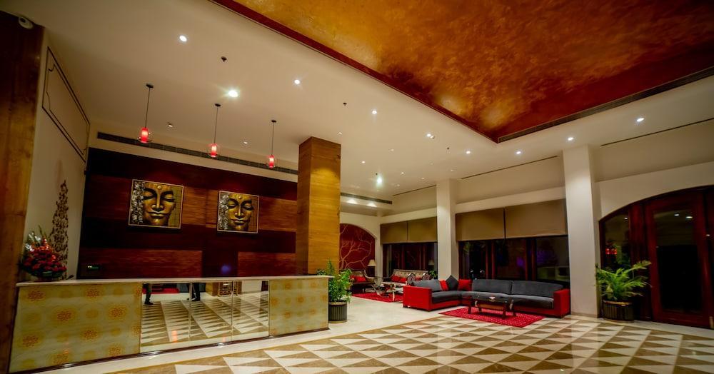 Ramada By Wyndham Jaipur Jaisinghpura Hotel Kültér fotó