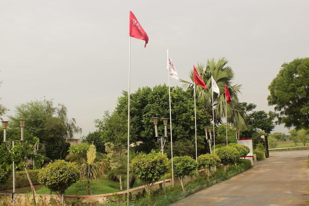 Ramada By Wyndham Jaipur Jaisinghpura Hotel Kültér fotó